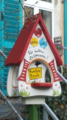 Futterhaus mit Silo - Futtervilla klein Wir halten zusammen